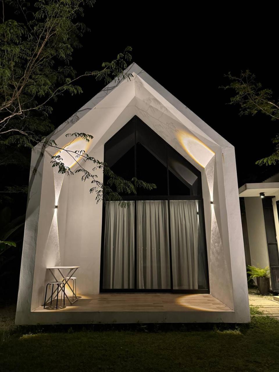 Ezu Isle Langkawi Pool Villa Pantai Cenang  Kültér fotó